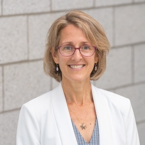 Superintendent Evonne S. Alvarez, Ed.D.